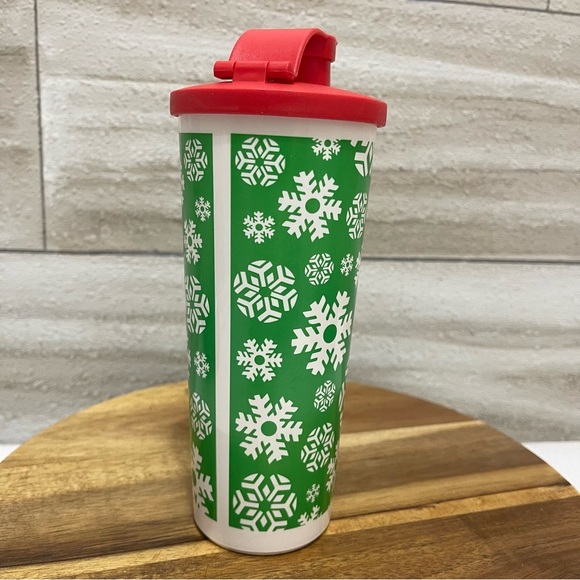 Tupperware Tumbler Cups Holiday 16 oz with Flip Lid Christmas snowflake - Picture 2 of 8